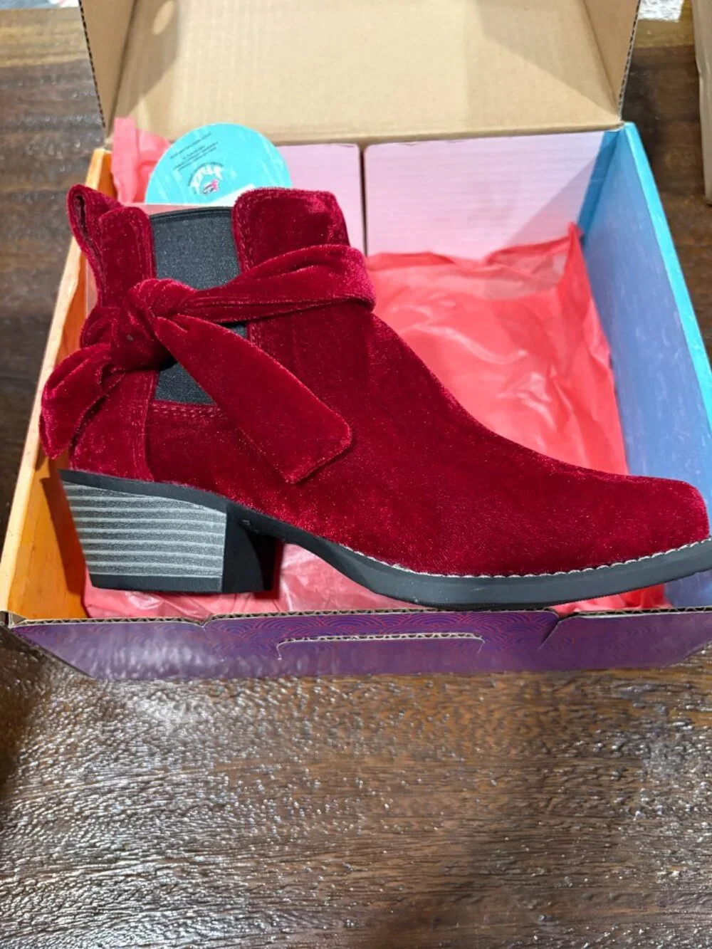 Justin Chellie Burgundy Velvet 6